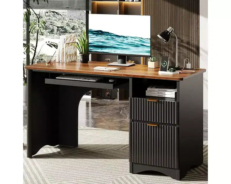 Bureau d'ordinateur 55 po avec prises électriques, tablette coulissante pour clavier et tiroirs de rangement pour bureau à domicile