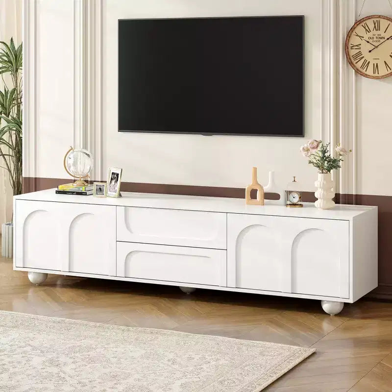 Meuble TV minimaliste CLIHOME pour téléviseurs jusqu'à 75 pouces, console multimédia avec dispositif de rebond, meuble TV avec portes cintrées et 2 tiroirs