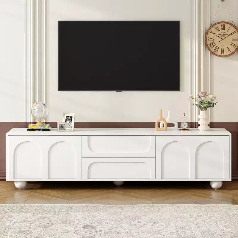 Meuble TV minimaliste CLIHOME pour téléviseurs jusqu'à 75 pouces, console multimédia avec dispositif de rebond, meuble TV avec portes cintrées et 2 tiroirs