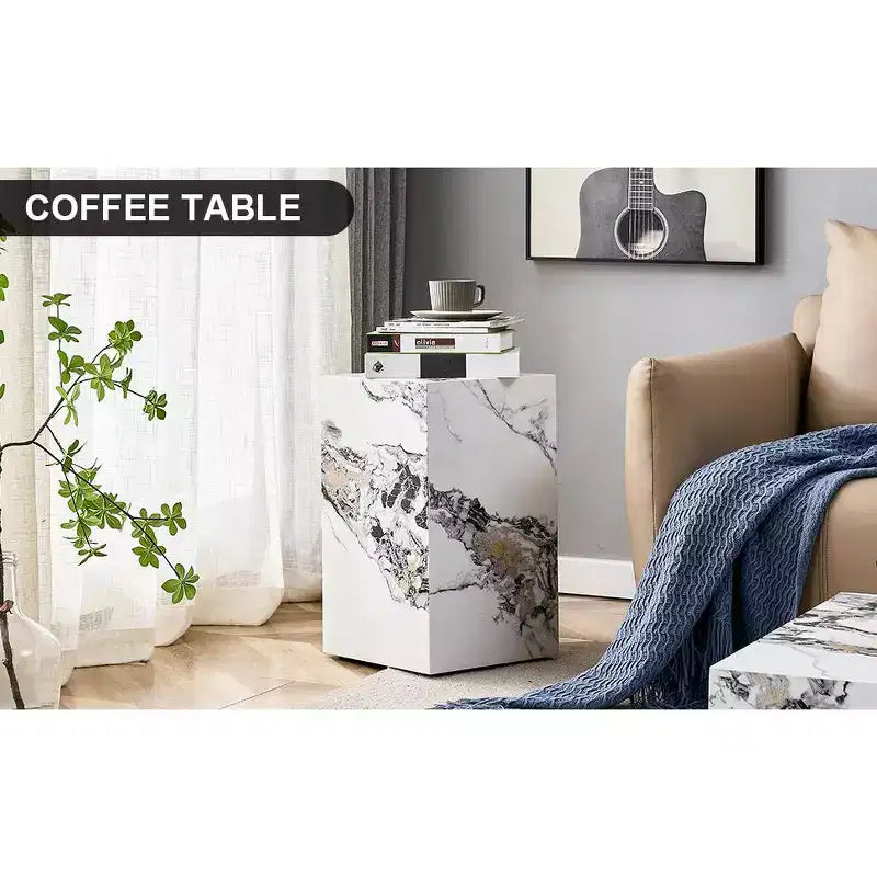 Jolis petits jouets. Sublimez votre espace de vie avec cette table basse moderne en MDF, ornée de motifs texturés en marbre blanc.